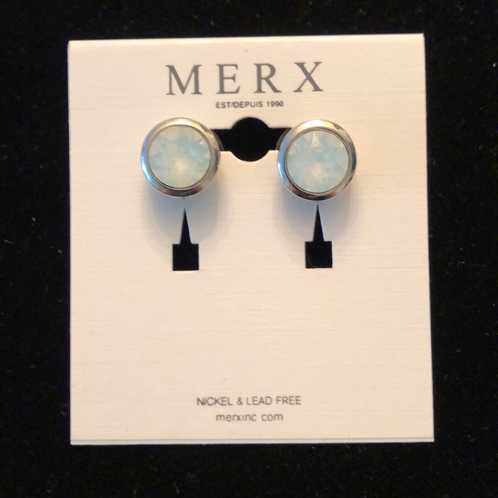 Merx White Studs